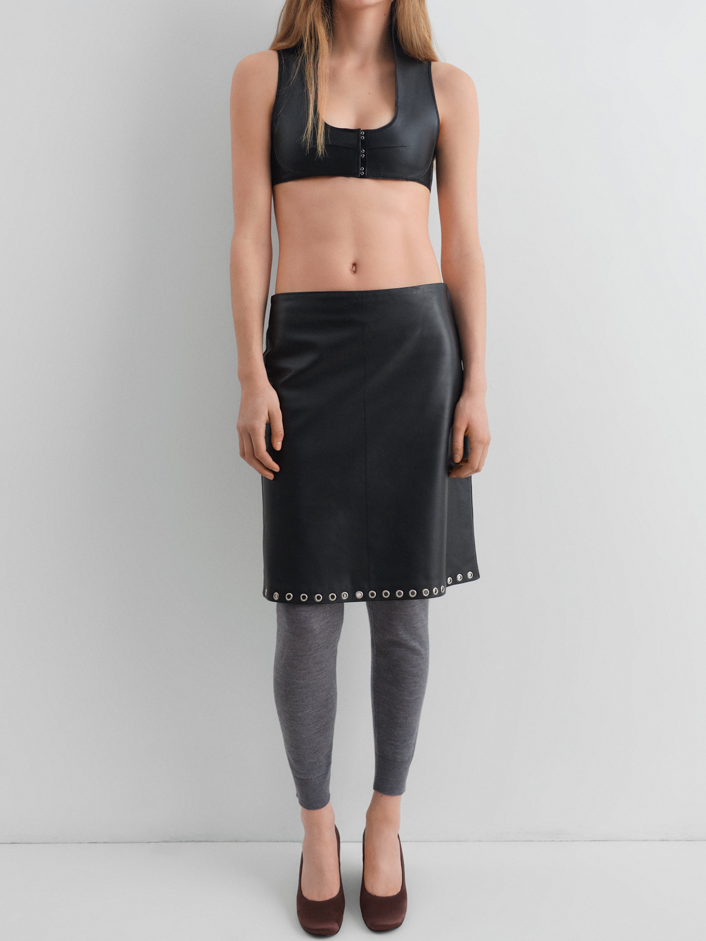 Women's black leather cropped top with sculptural neckline – Gimaguas