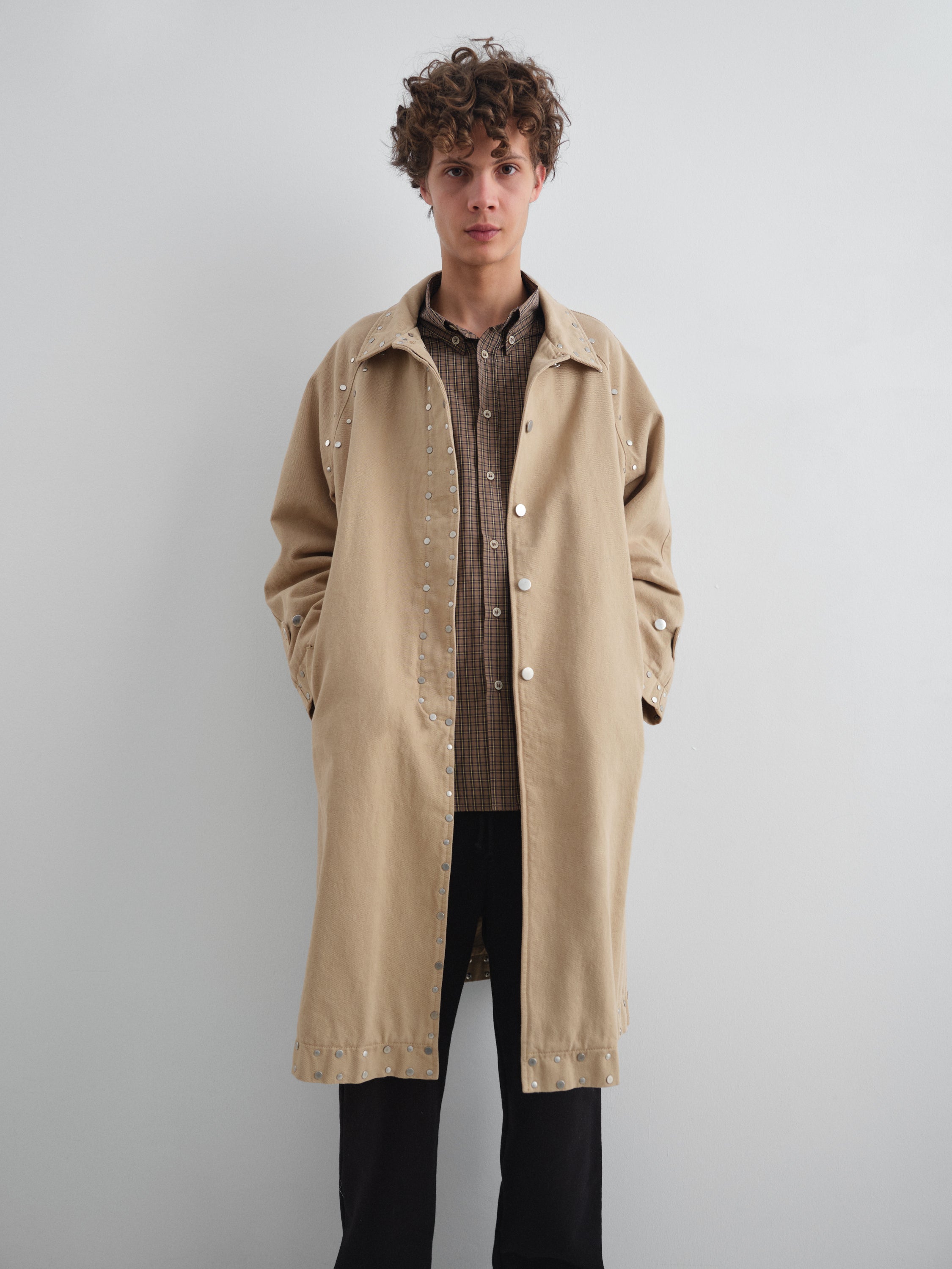 Brown checkered button-up shirt with classic collar – Gimaguas