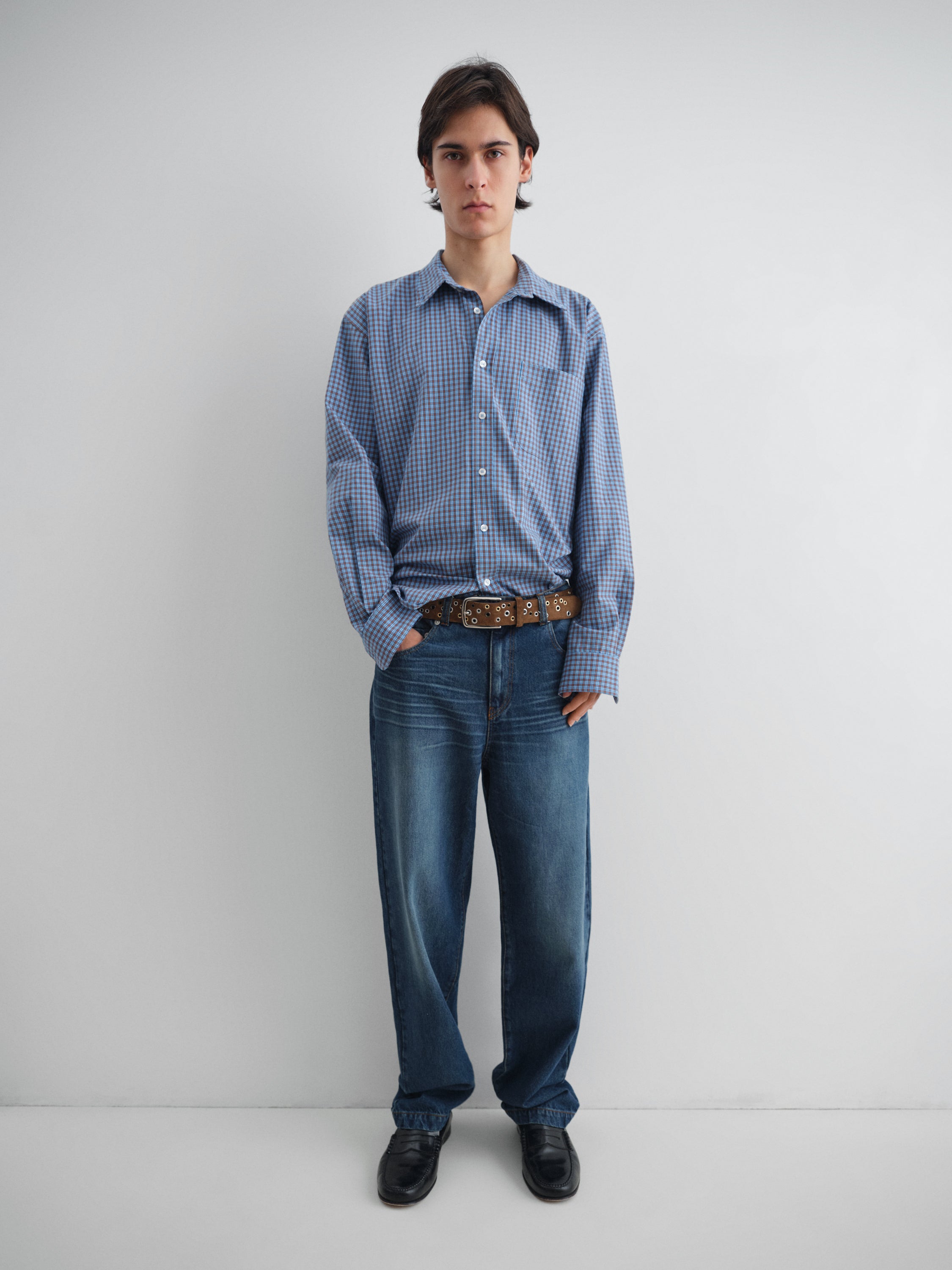 Blue checkered shirt with front pocket and relaxed fit – Gimaguas