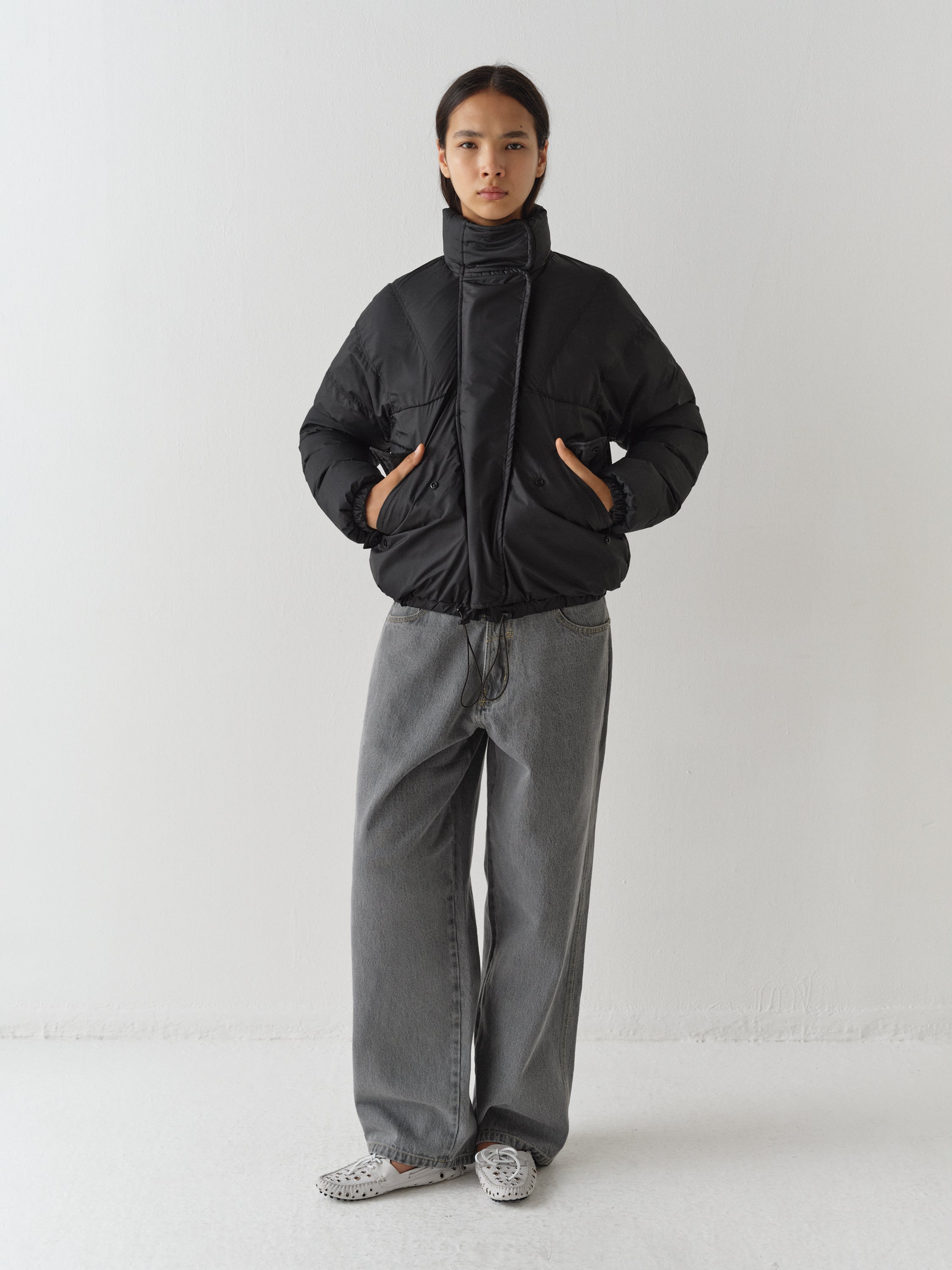 Sita-puffer_black_03.jpg?v=