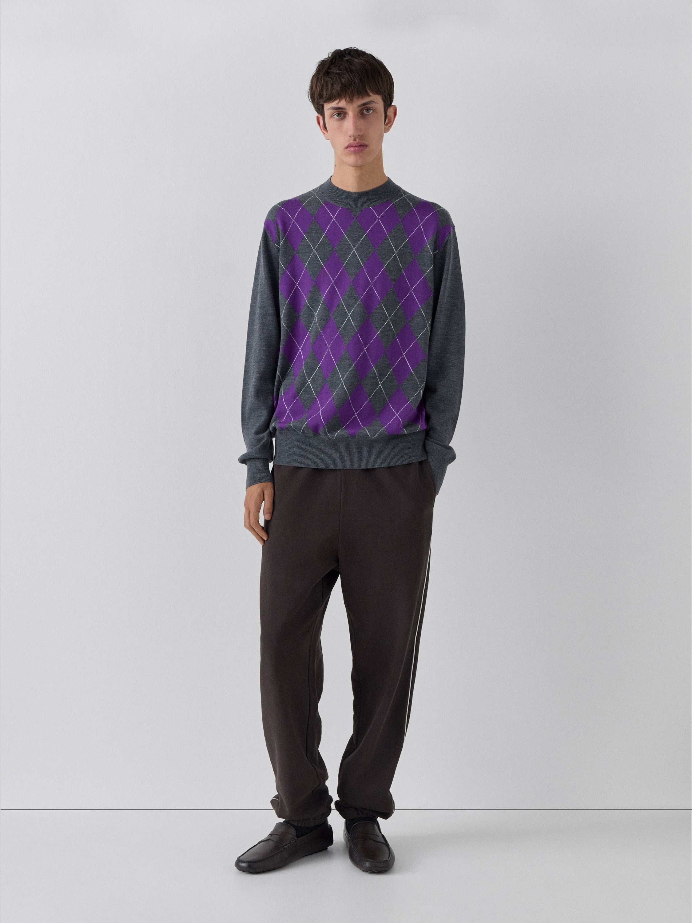 Unisex Argyle Crew-Neck Jumper with Ribbed Trims | Gimaguas