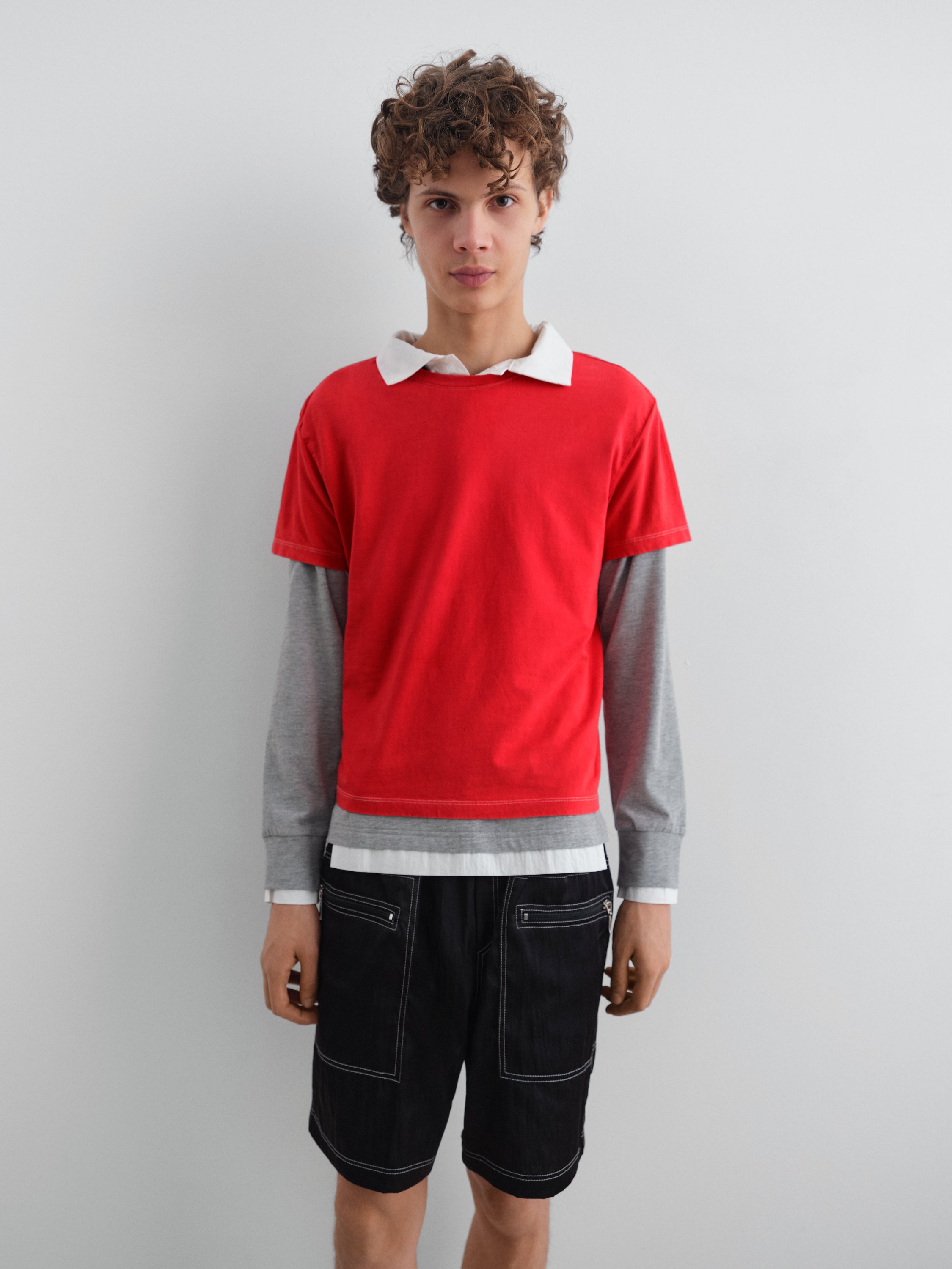 Red short-sleeve unisex t-shirt in cotton – Gimaguas