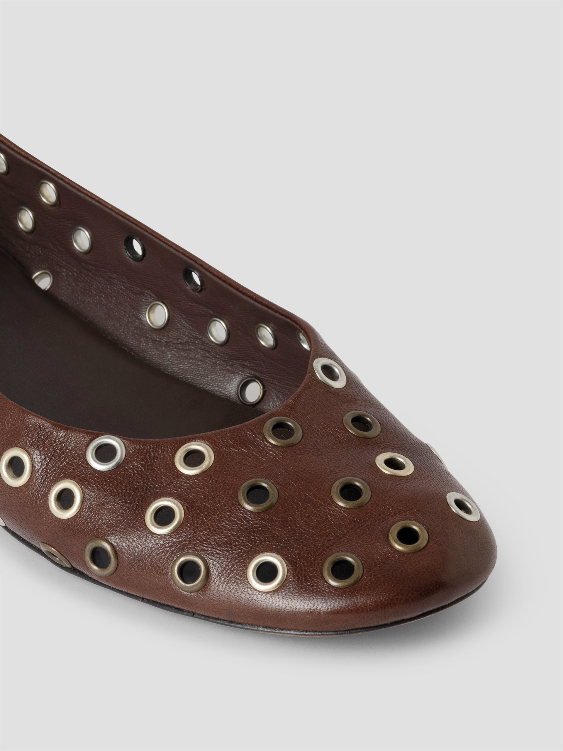 gimaguas Bailarina Studs ベージュ 36 Bailarina Shoes Butter Studs - Leather Footwear - Gimaguas