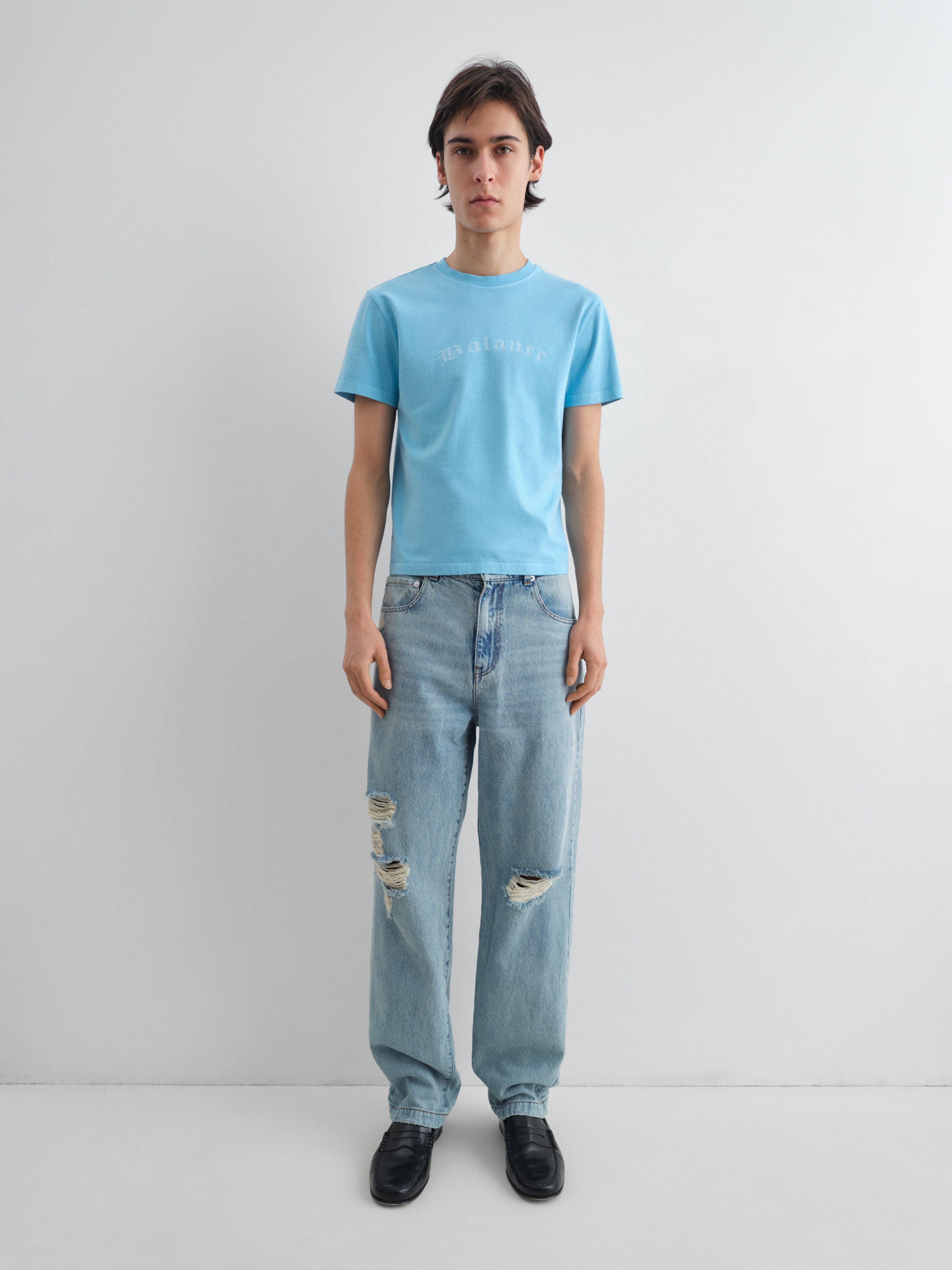Unisex bright blue short-sleeve graphic t-shirt – Gimaguas