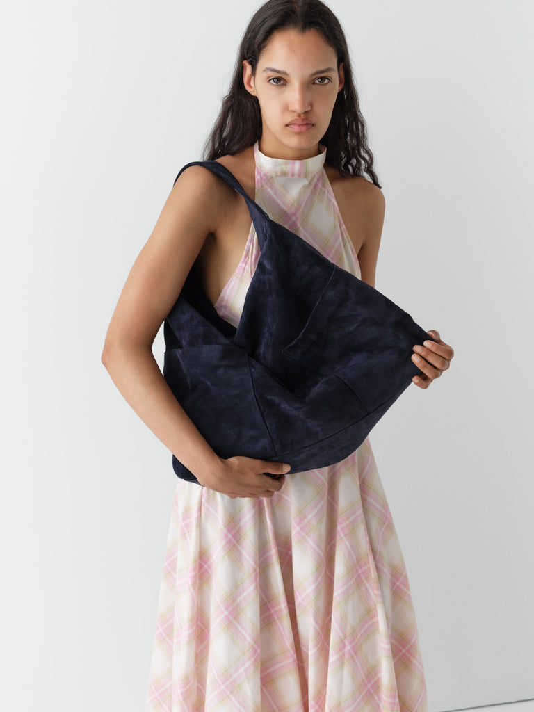 maxi dress bag The Ultimate Guide to Pairing Bags and Dresses