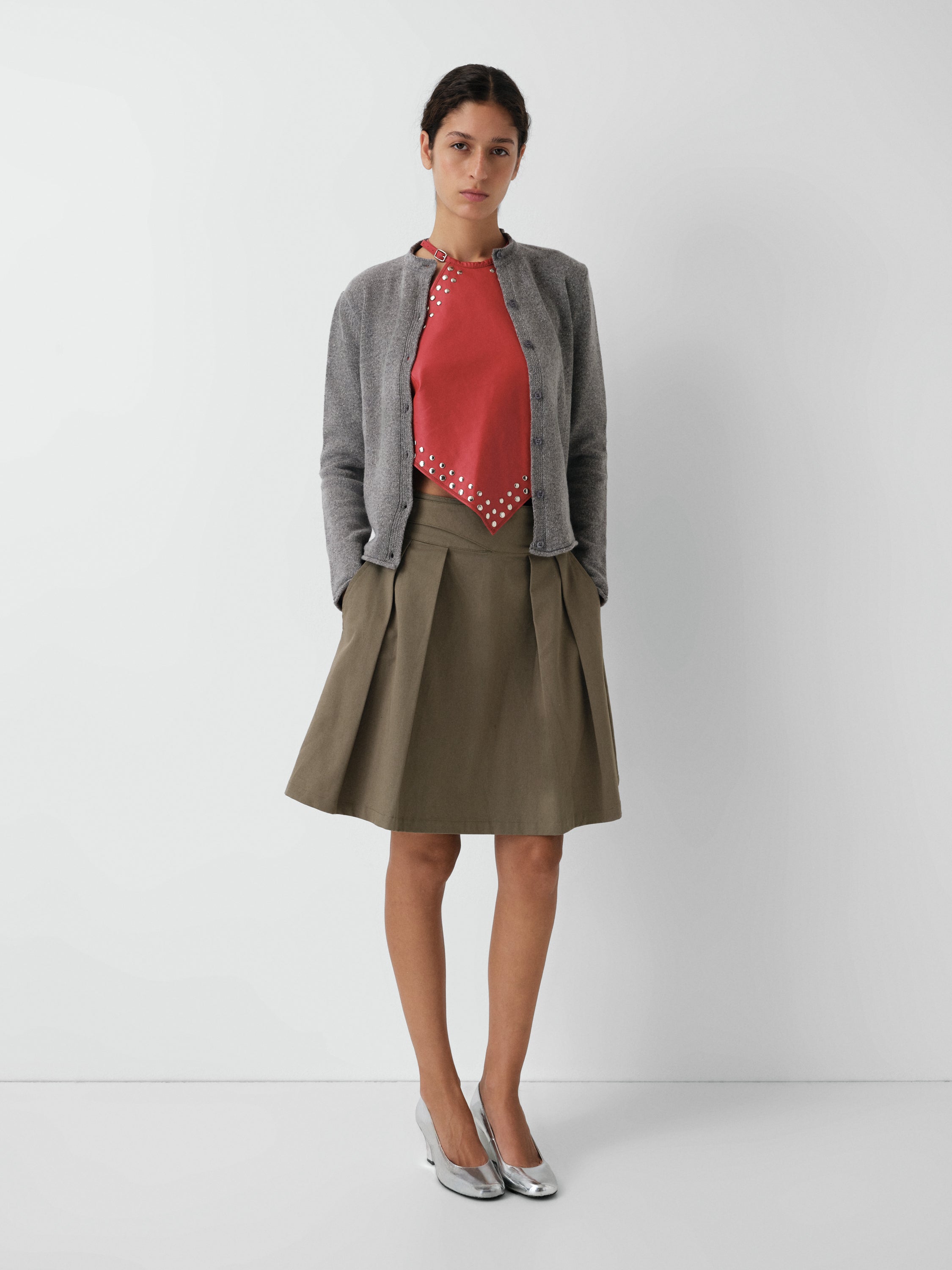 Grey soft-touch cardigan for women with button closure – Gimaguas