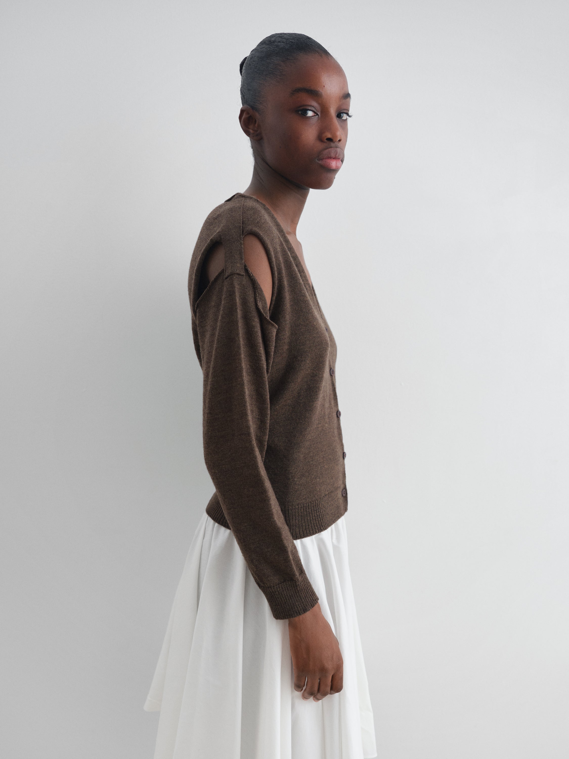 Orange wool cardigan for women with shoulder cut-out – Gimaguas