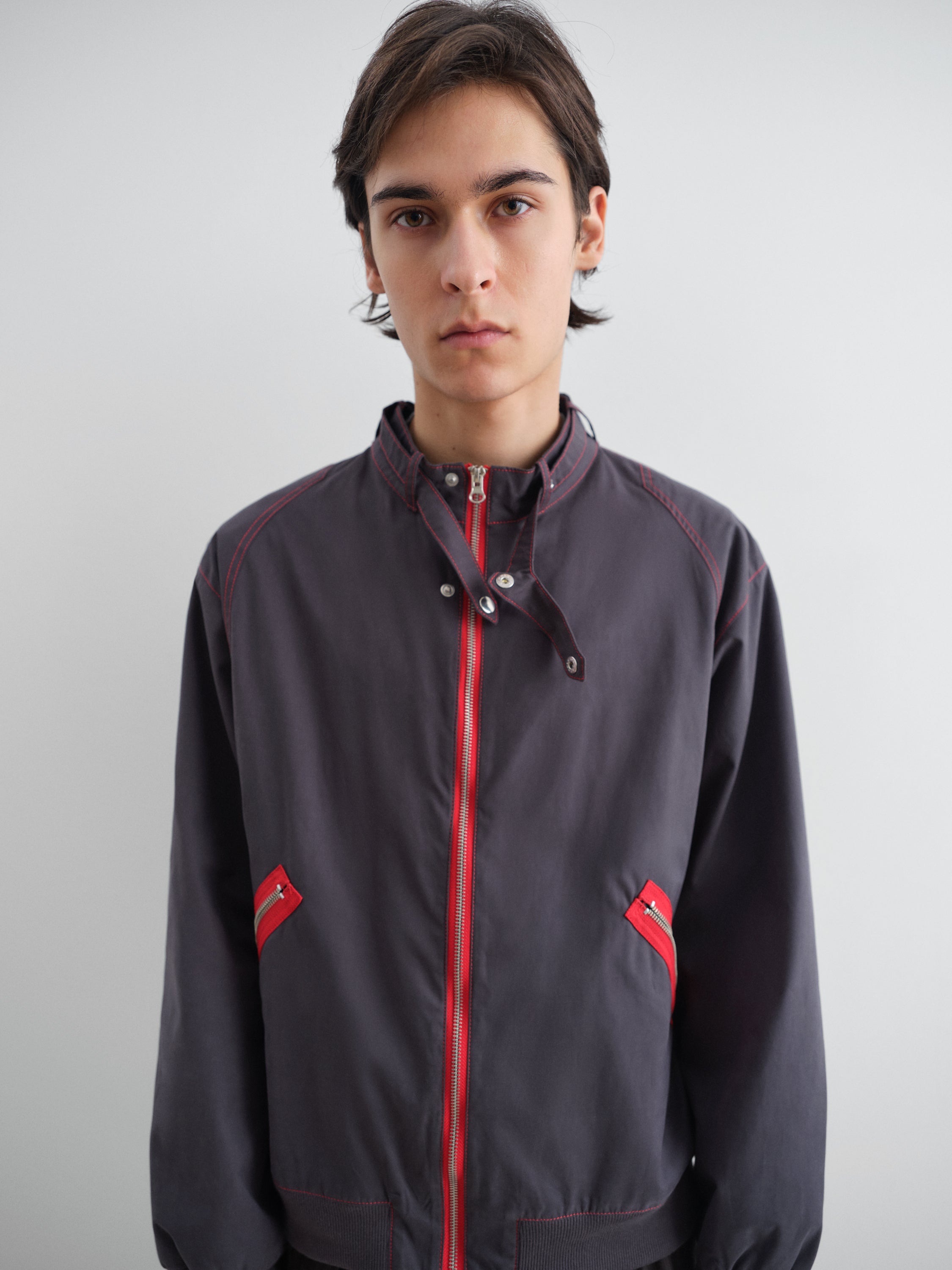 Unisex dark grey bomber jacket with red contrast – Gimaguas