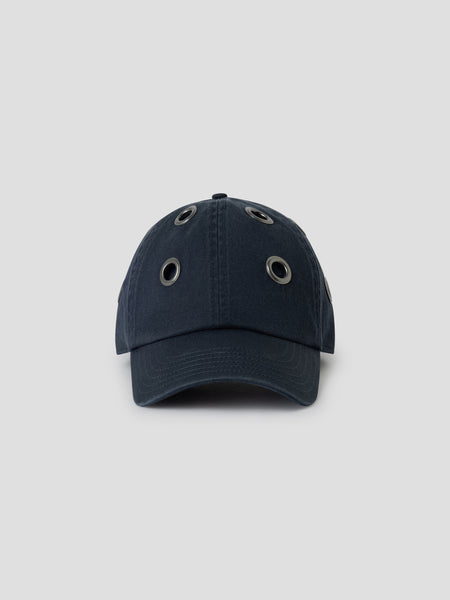 Navy blue cap with all-over oversized eyelets – Gimaguas