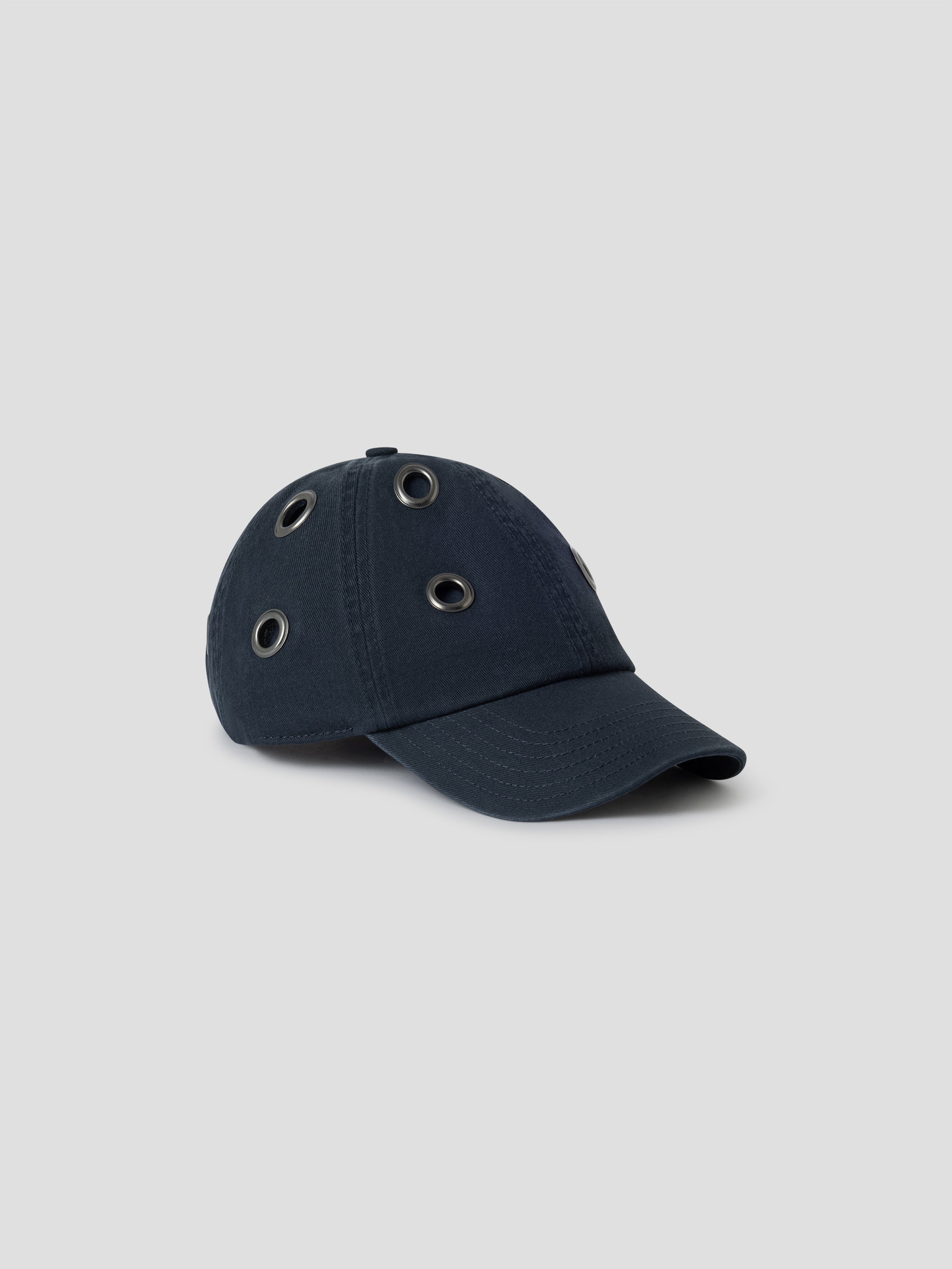 Navy blue cap with all-over oversized eyelets – Gimaguas