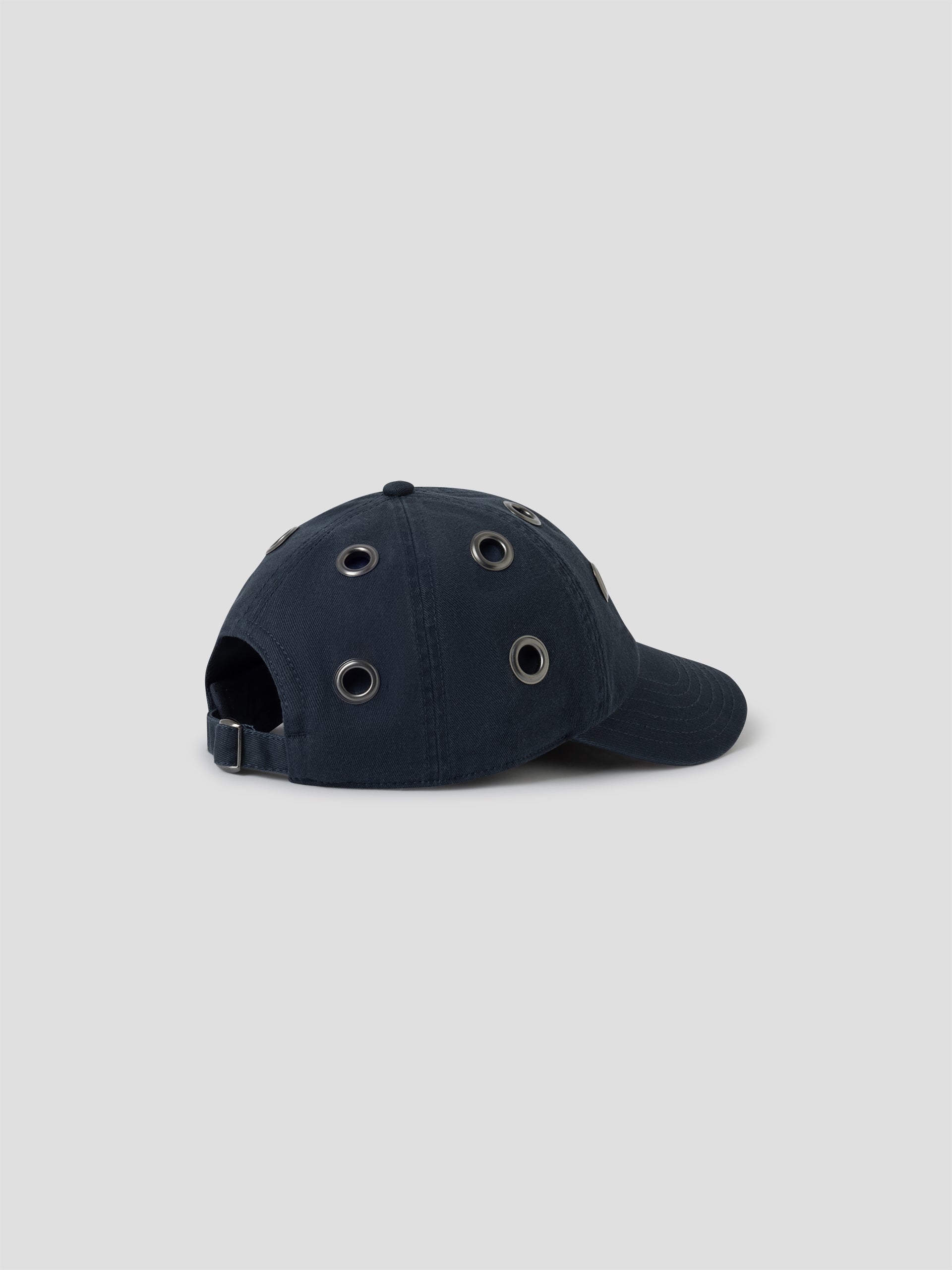 Navy blue cap with all-over oversized eyelets – Gimaguas
