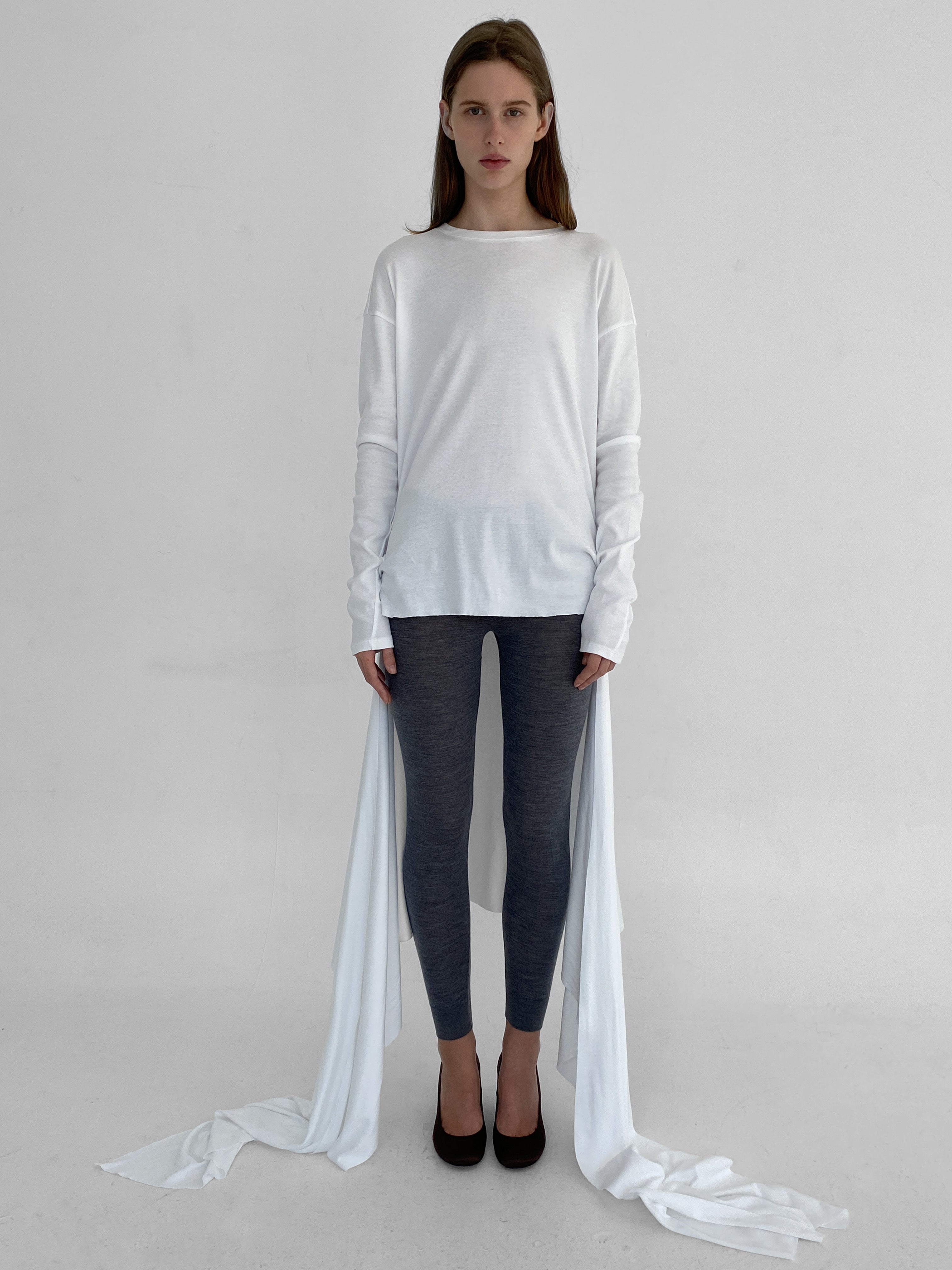 Convertible t-shirt dress for women in white with long sleeves