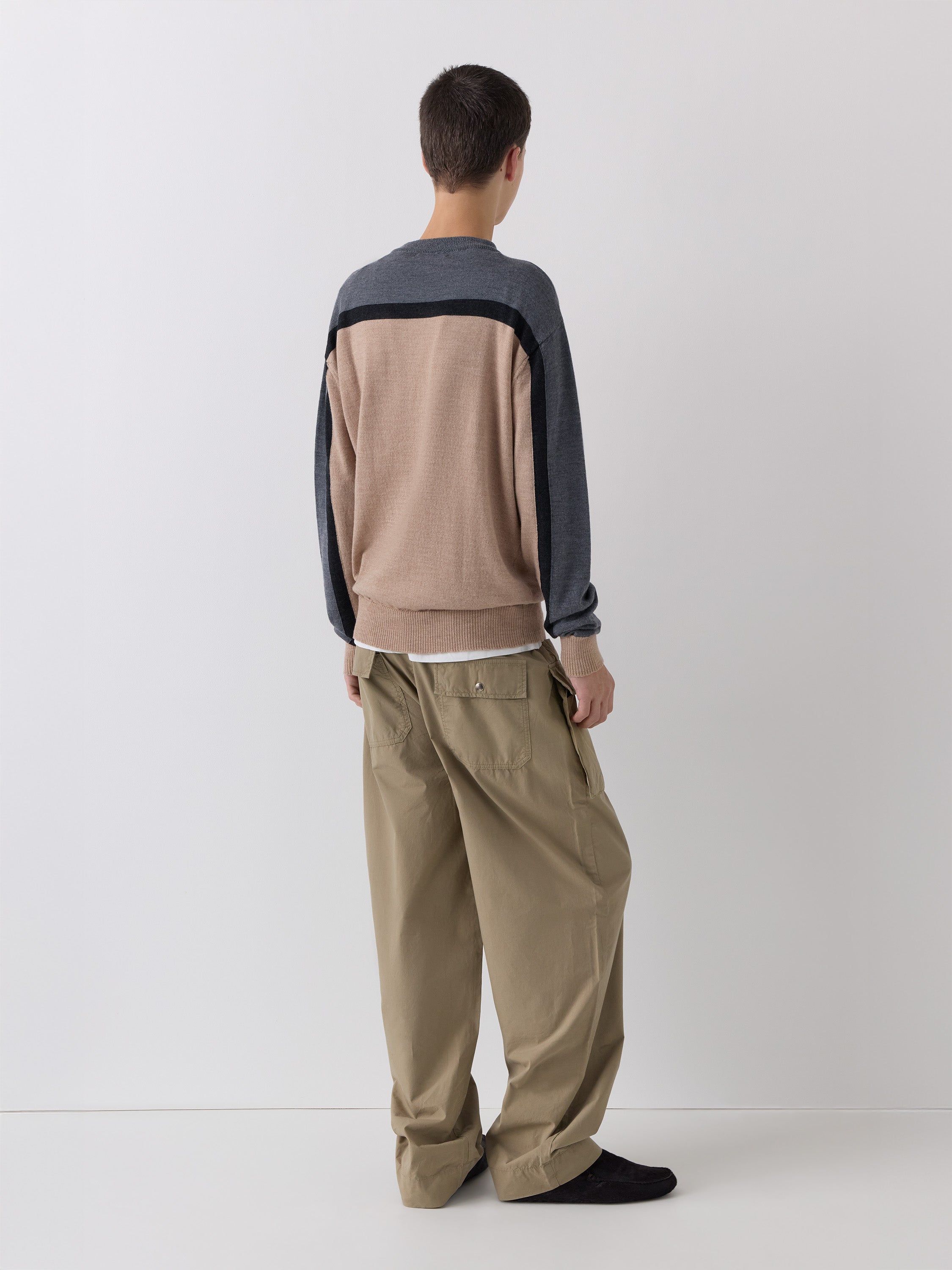 Beige unisex jumper with grey and black shoulder strap – Gimaguas