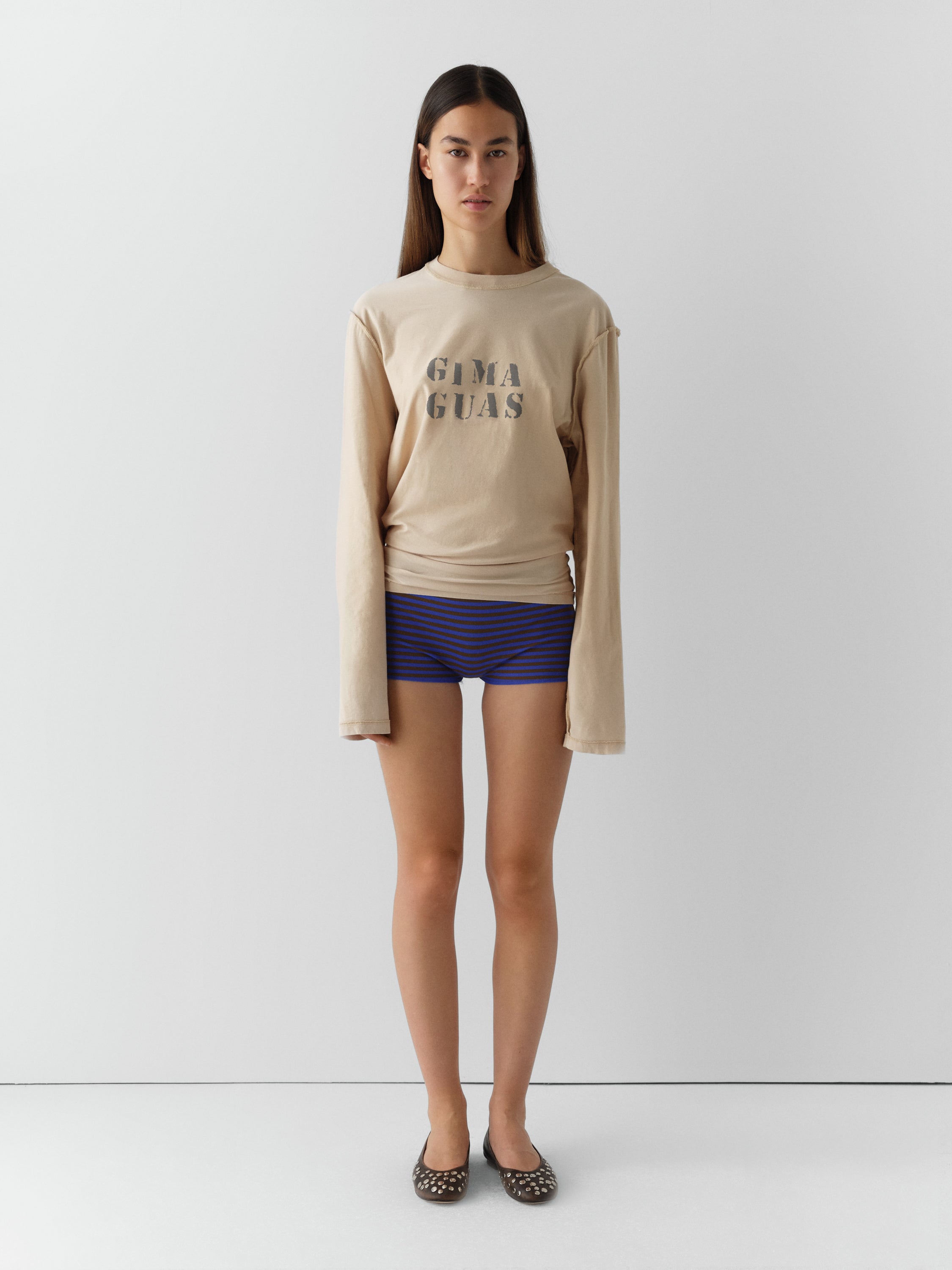 Beige Long Sleeve T-Shirt | Gimaguas Logo