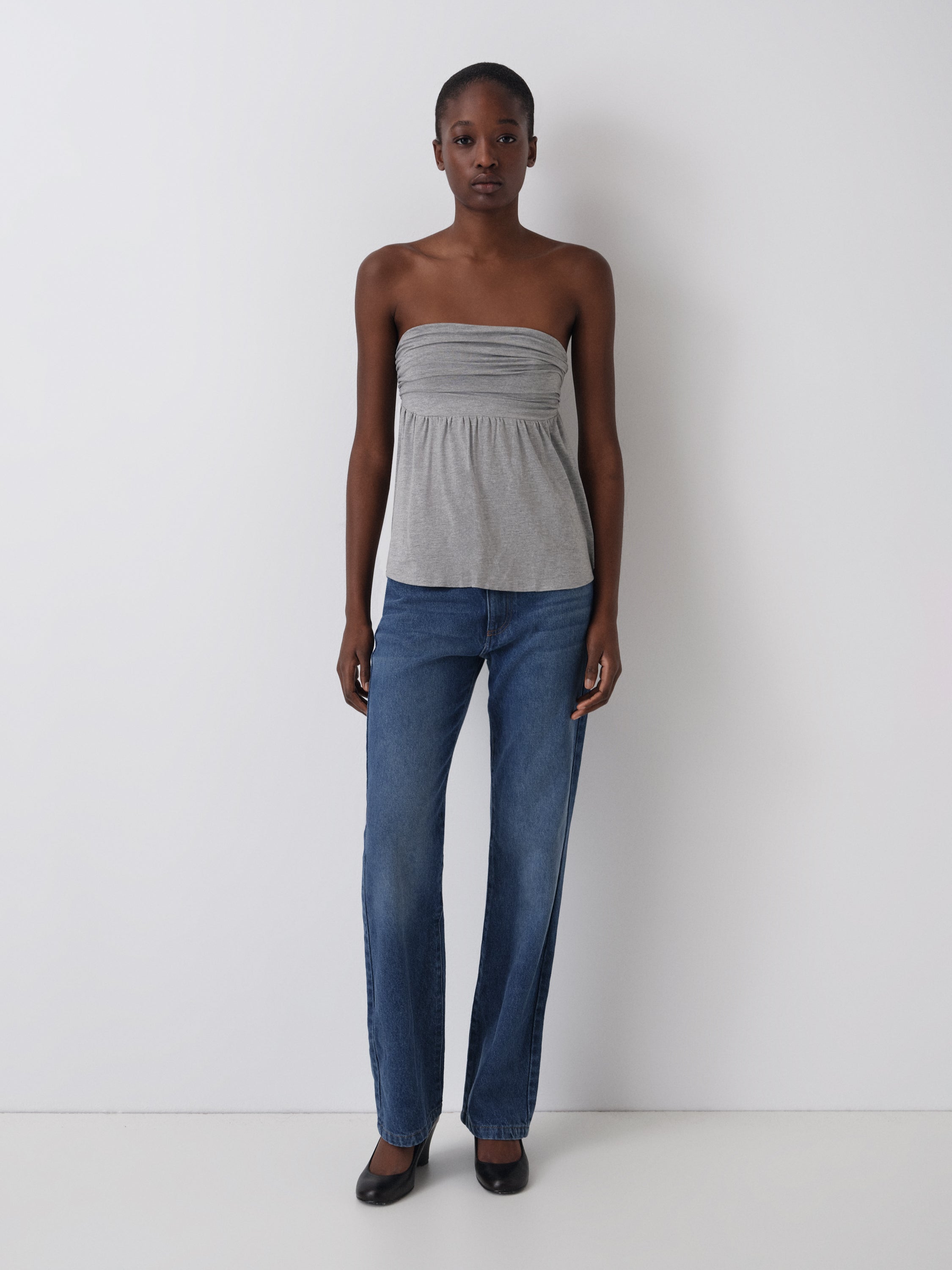 Grey strapless draped top with open back – Gimaguas