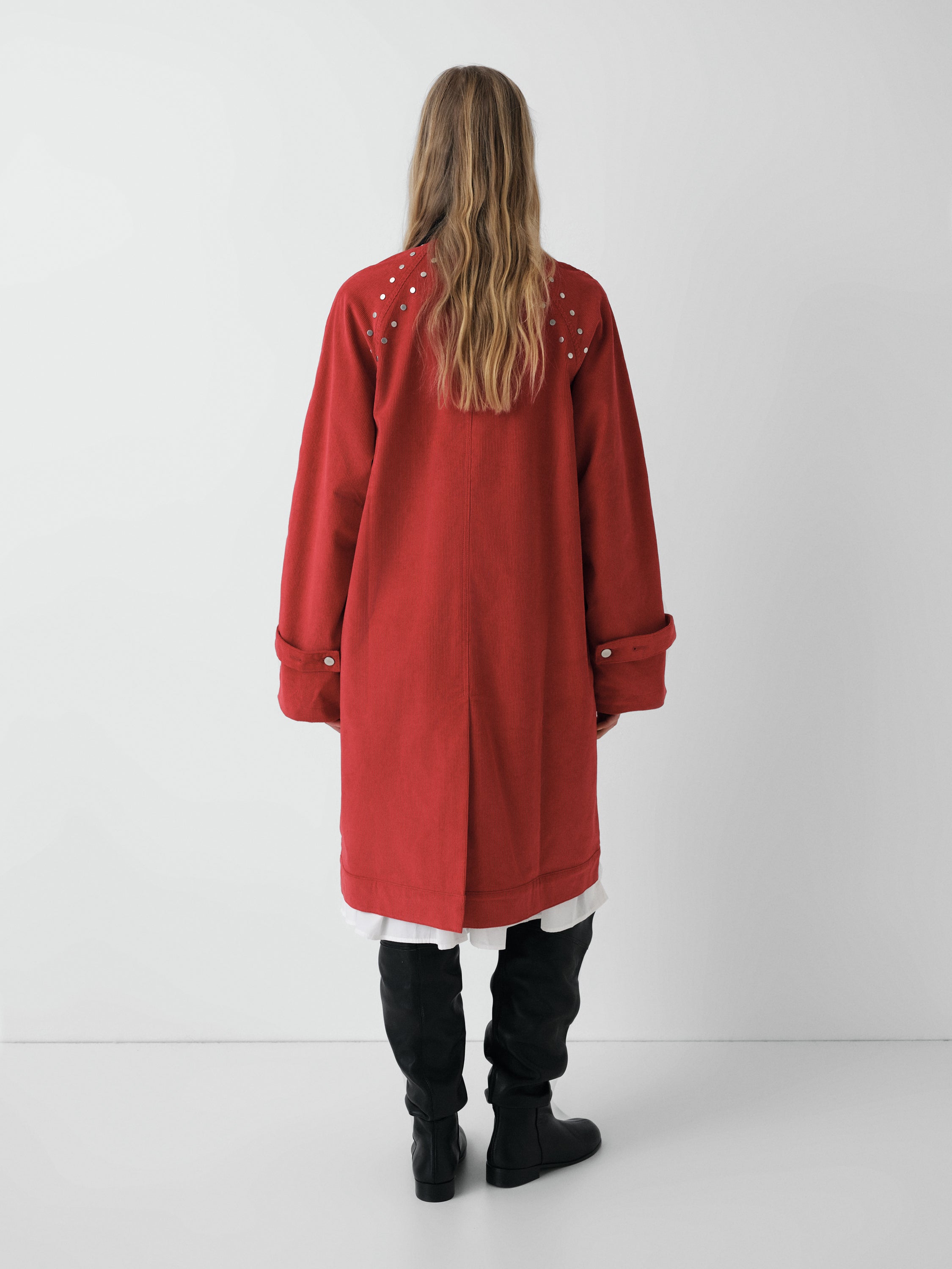Red corduroy long coat unisex with silver studs – Gimaguas