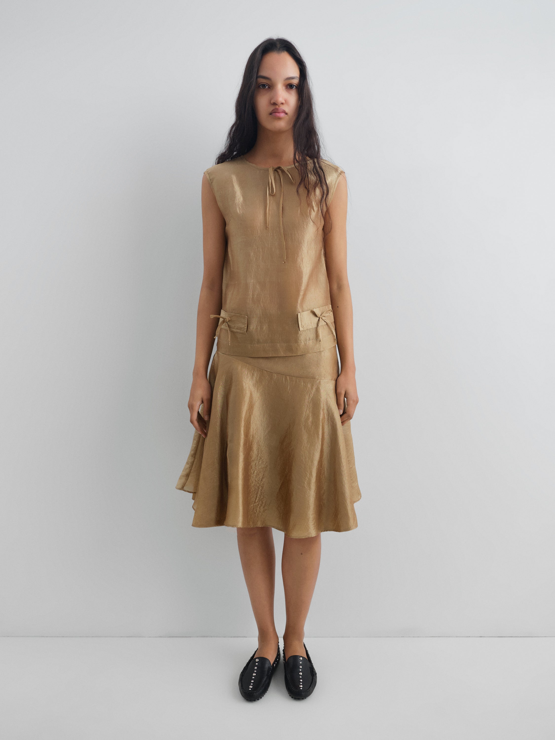 Golden silk midi skirt for women with corset-tie back – Gimaguas