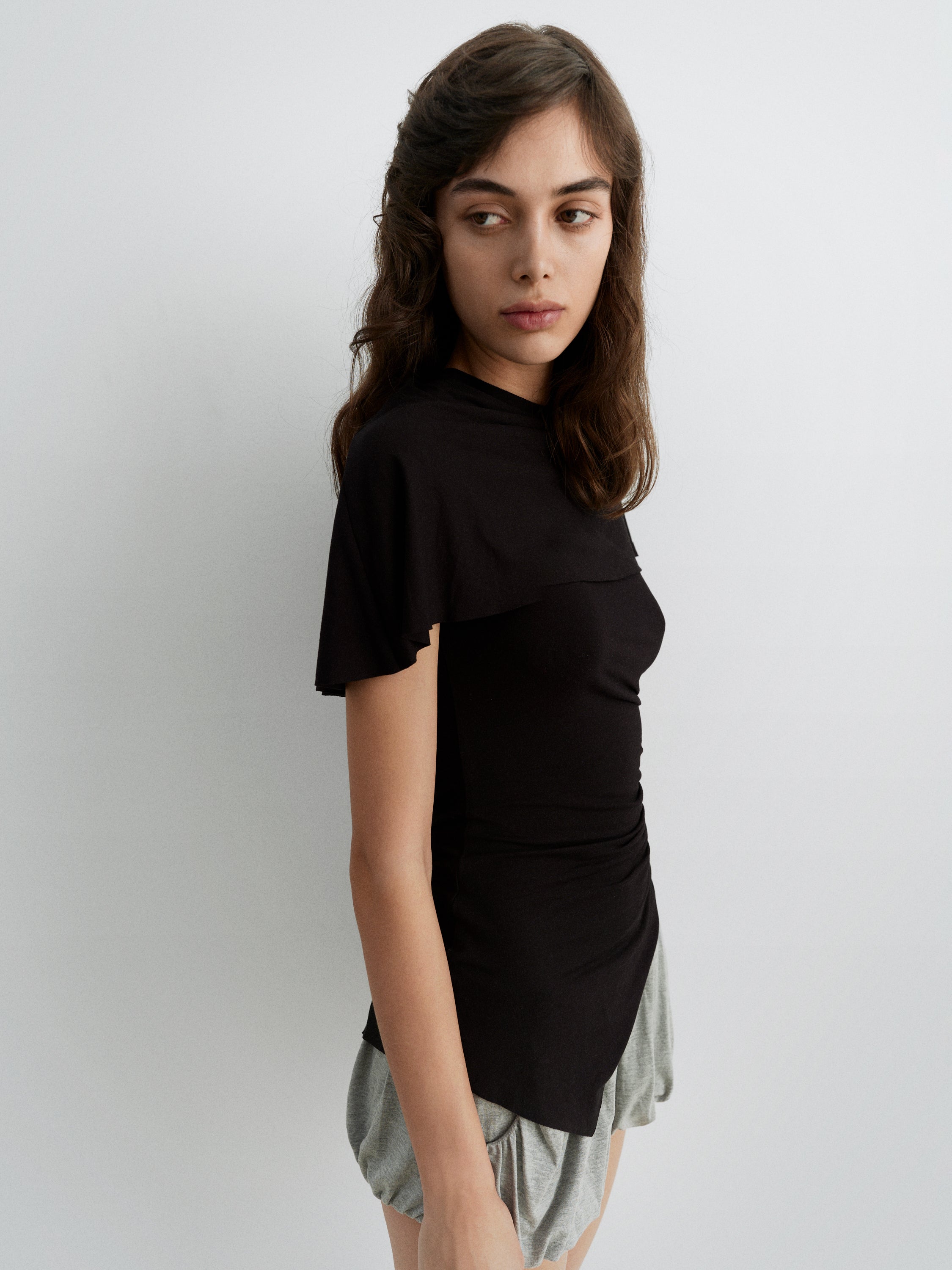 【Gimaguas】LUCIA TOP GIMAGUAS - GREY LUCIA TOP – LE LABO STORE