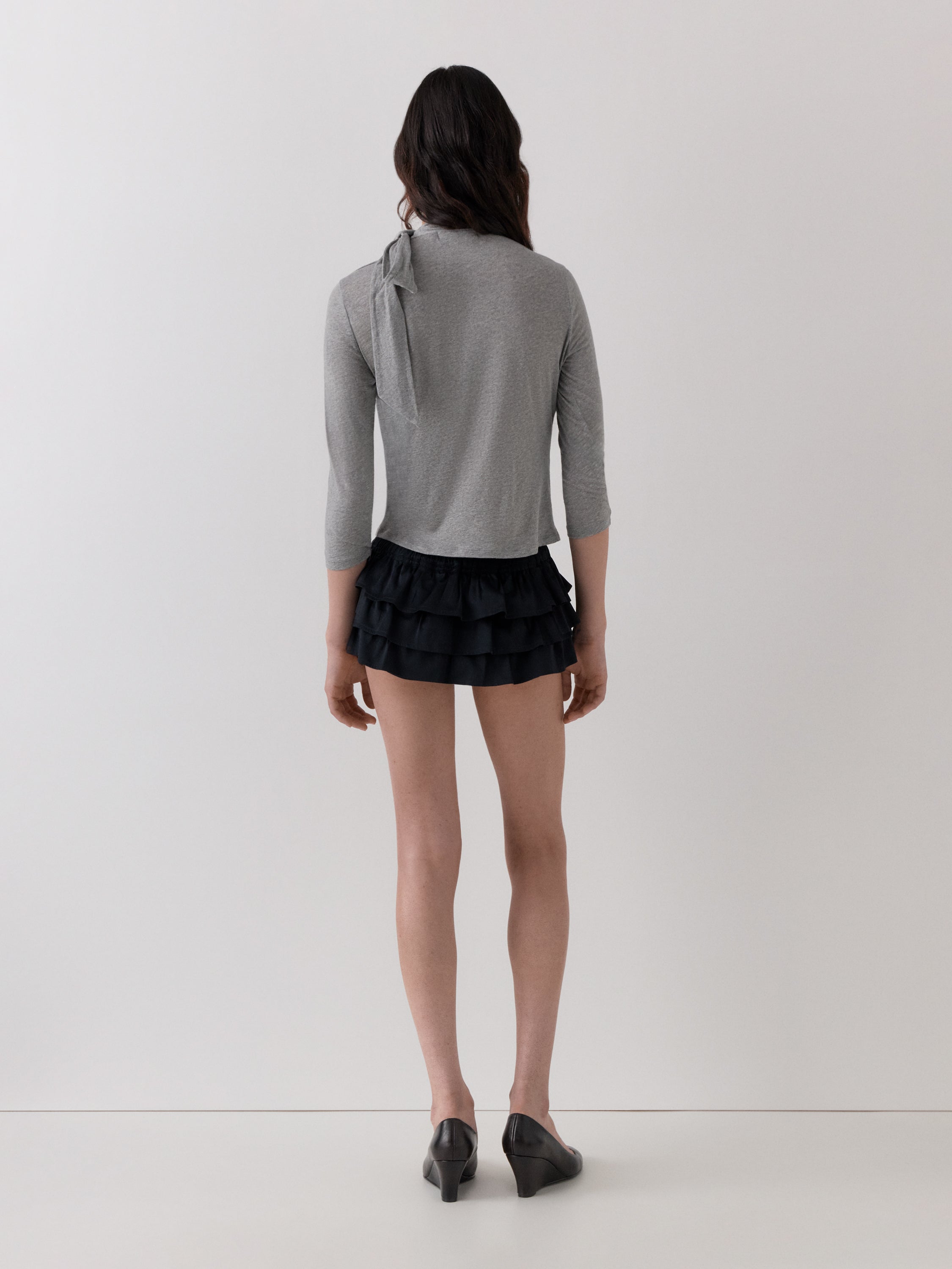 Grey Cotton Long-Sleeve Top with Self-Tie Neckline – Gimaguas