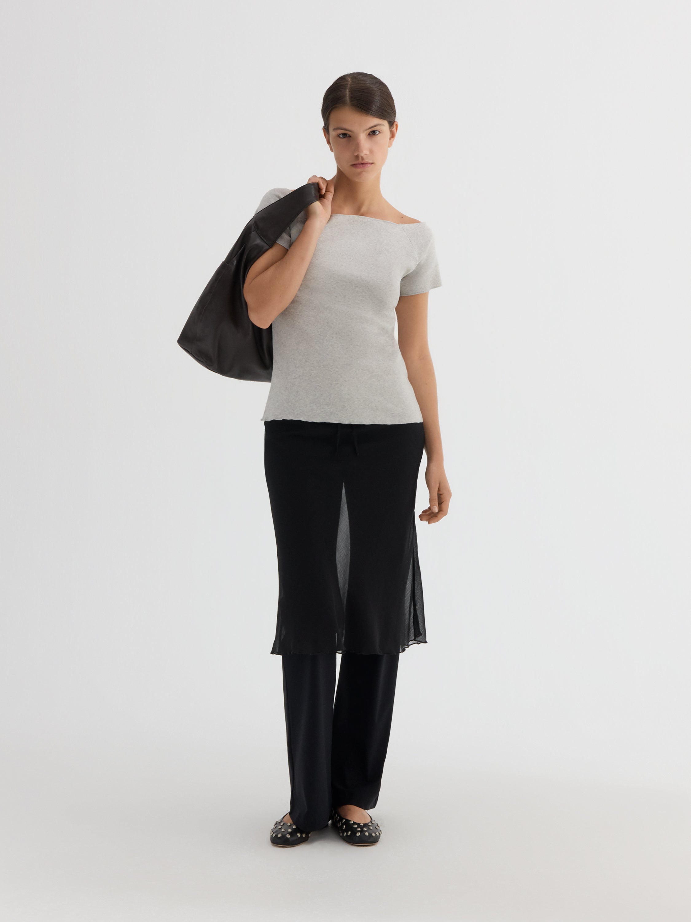 Women's grey t-shirt with wide boat neckline – Gimaguas