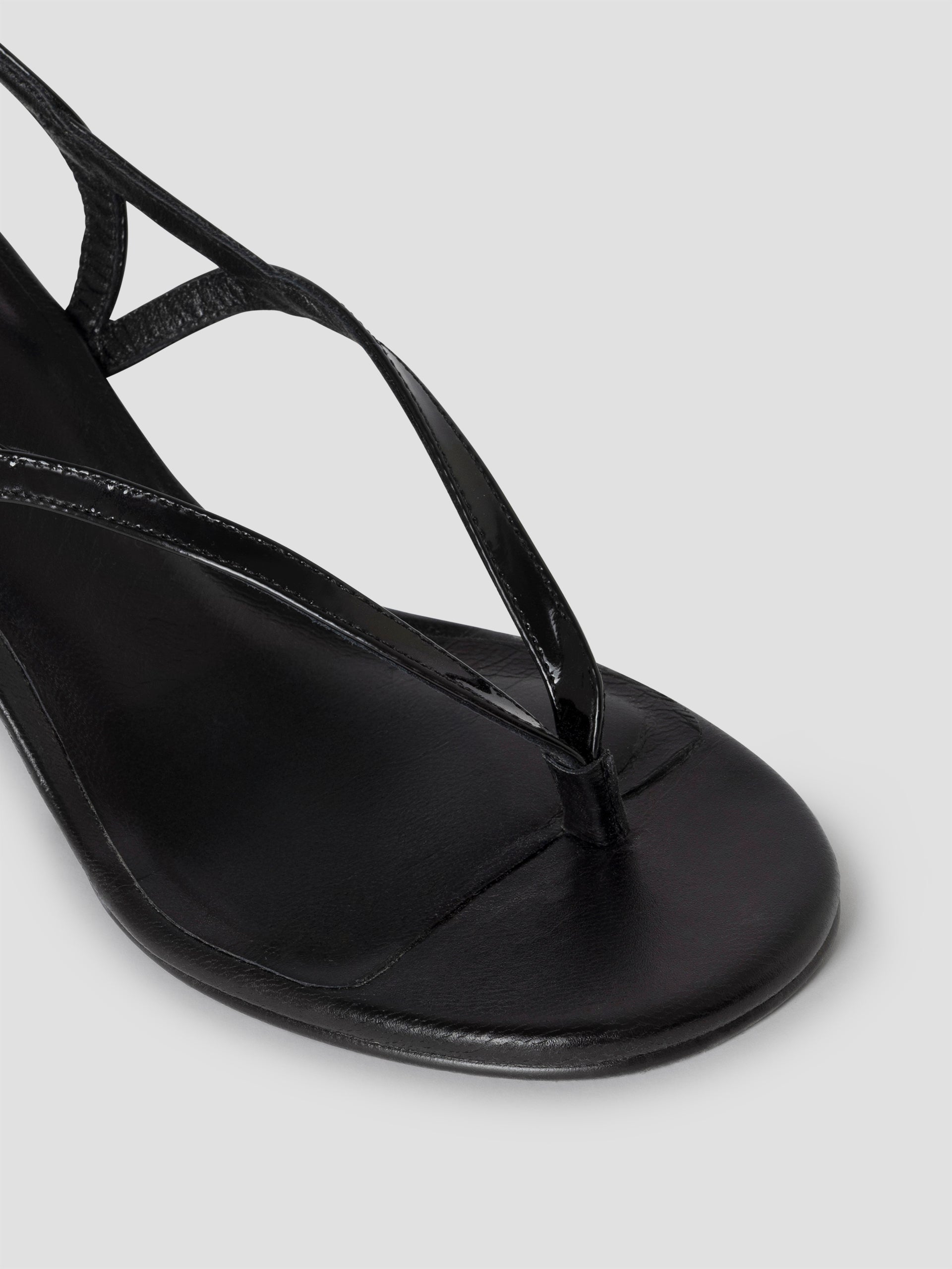 Sandals – Gimaguas