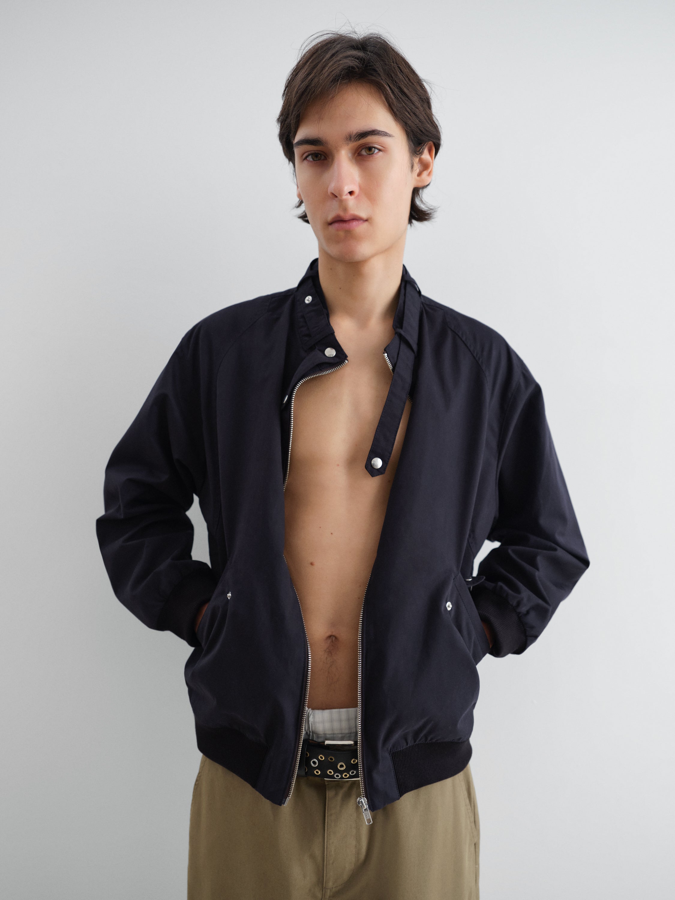 Unisex navy zip-up jacket with high collar – Gimaguas