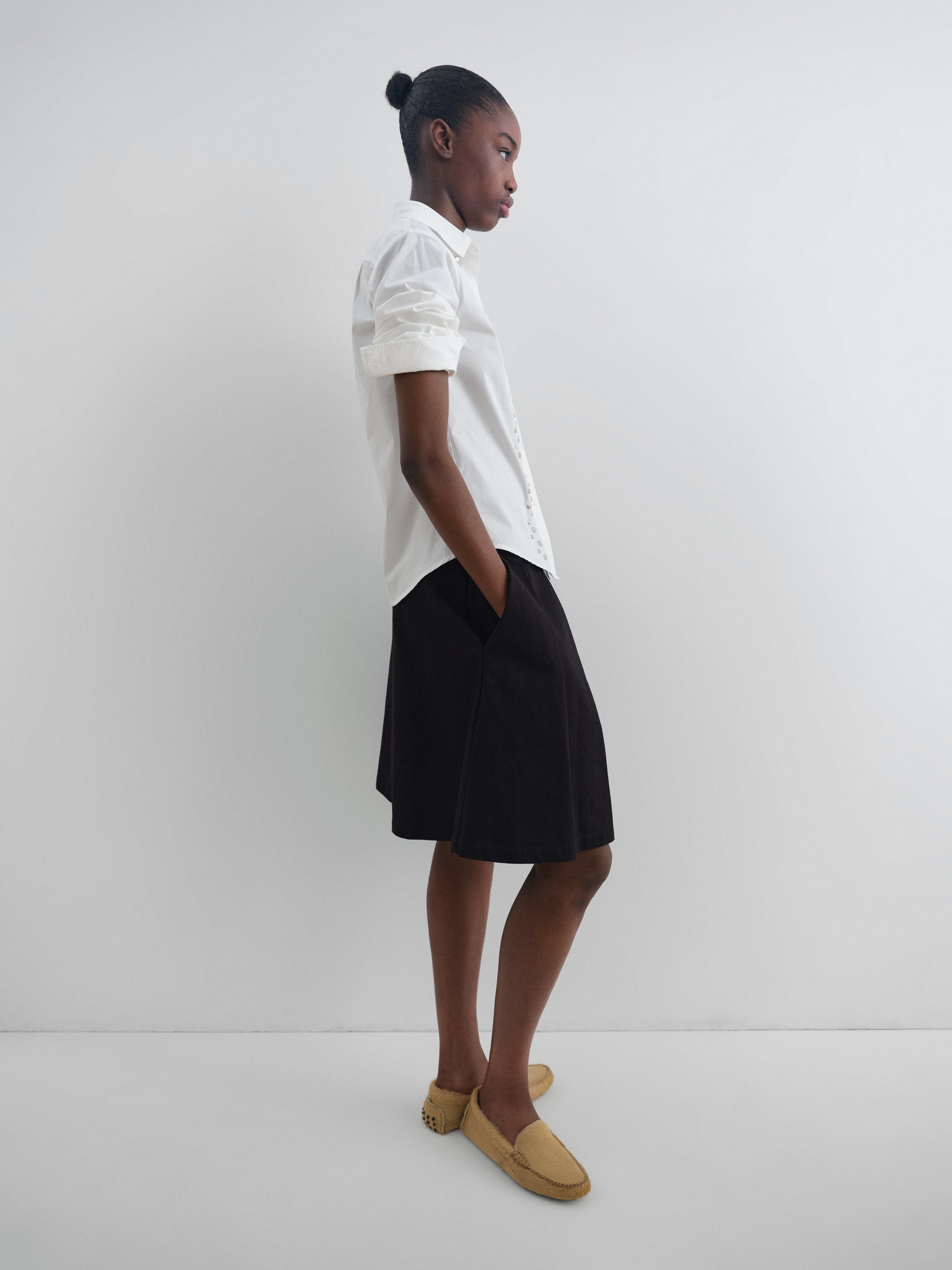 Black A-line midi skirt with silver belt detail - Gimaguas