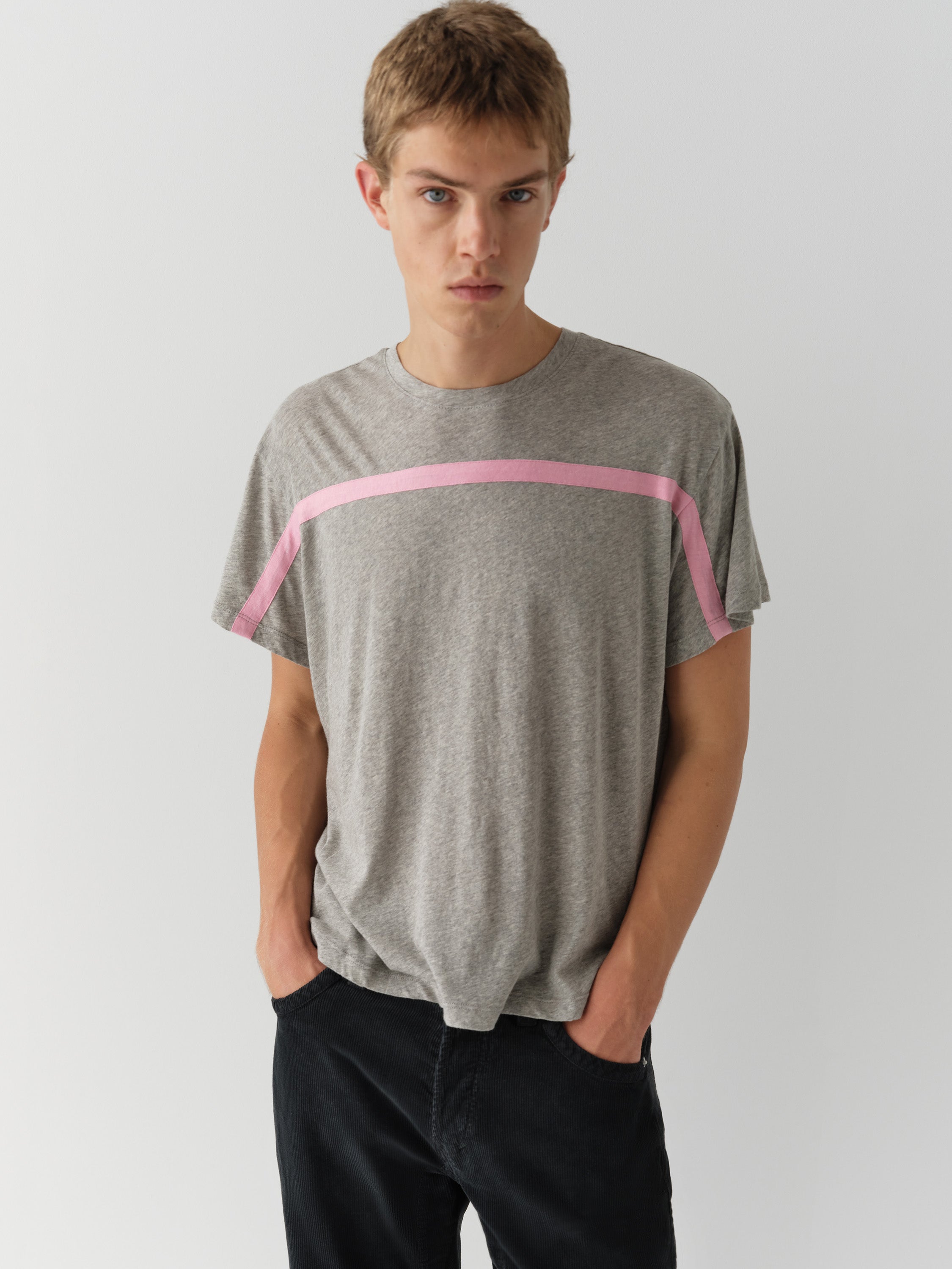 Grey Unisex T-Shirt with Pink Stripe. 100% Cotton – Gimaguas