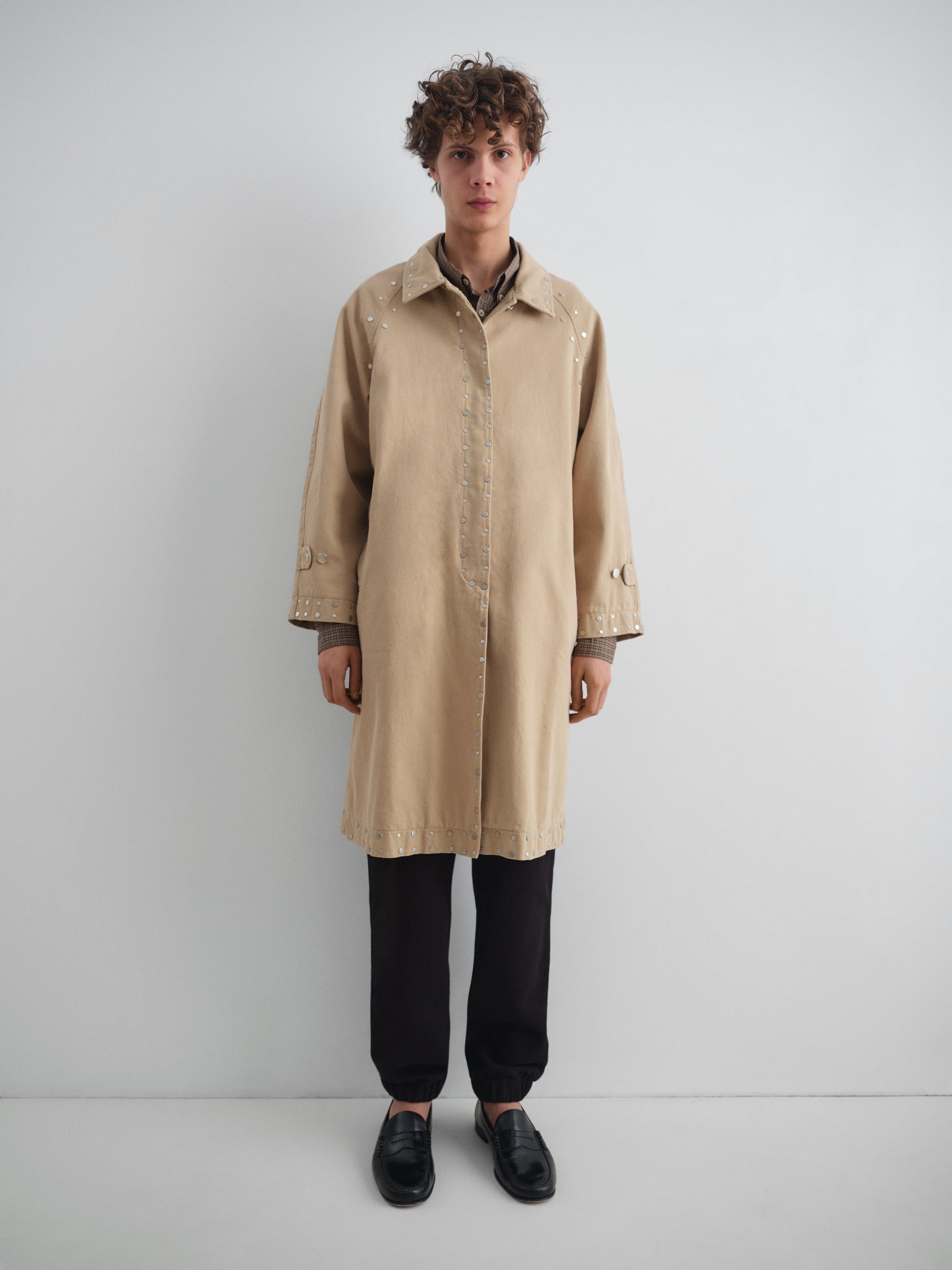 Brown checkered button-up shirt with classic collar – Gimaguas