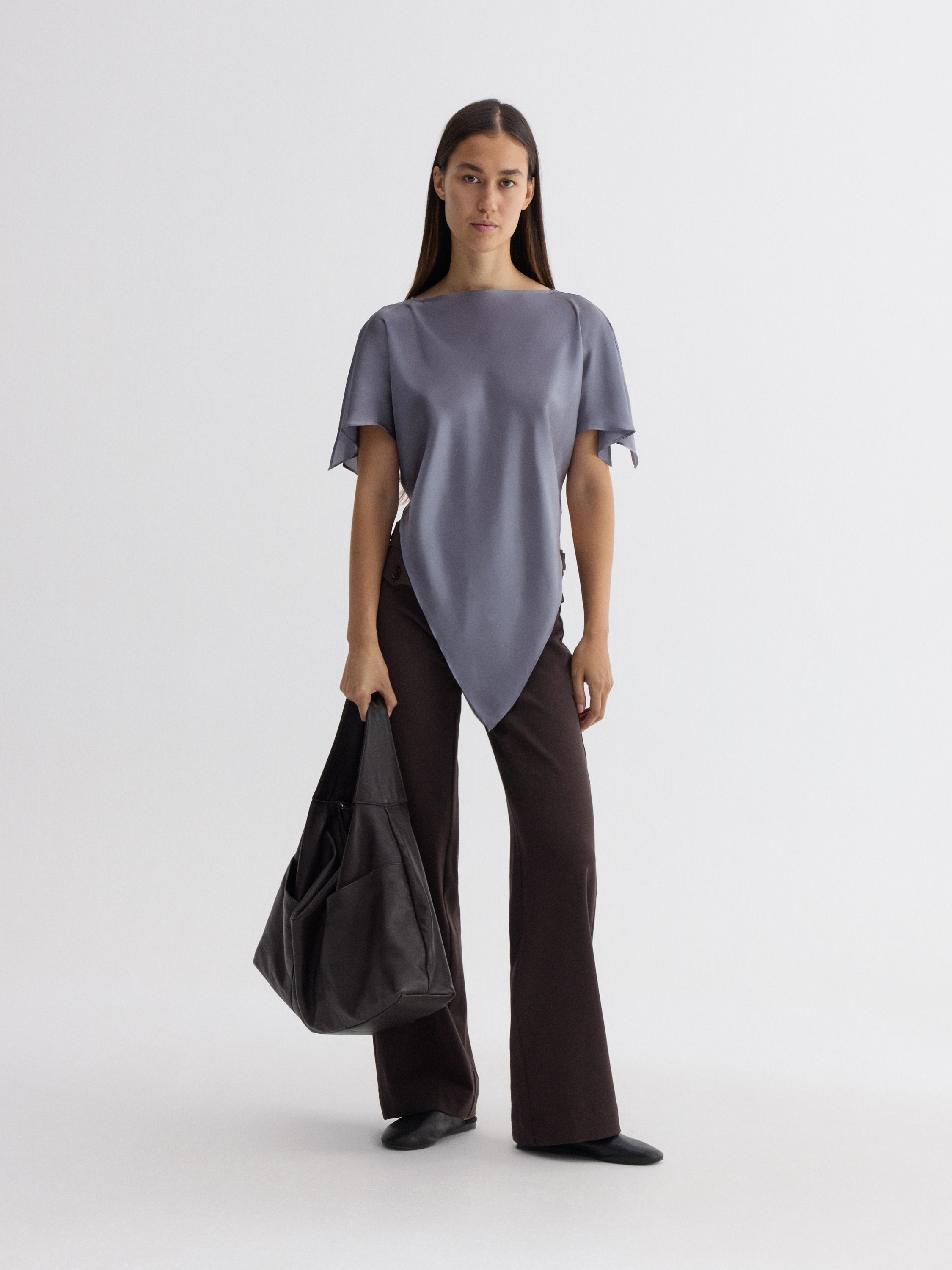 Grey satin top with pointed hemline and draped shoulders – Gimaguas
