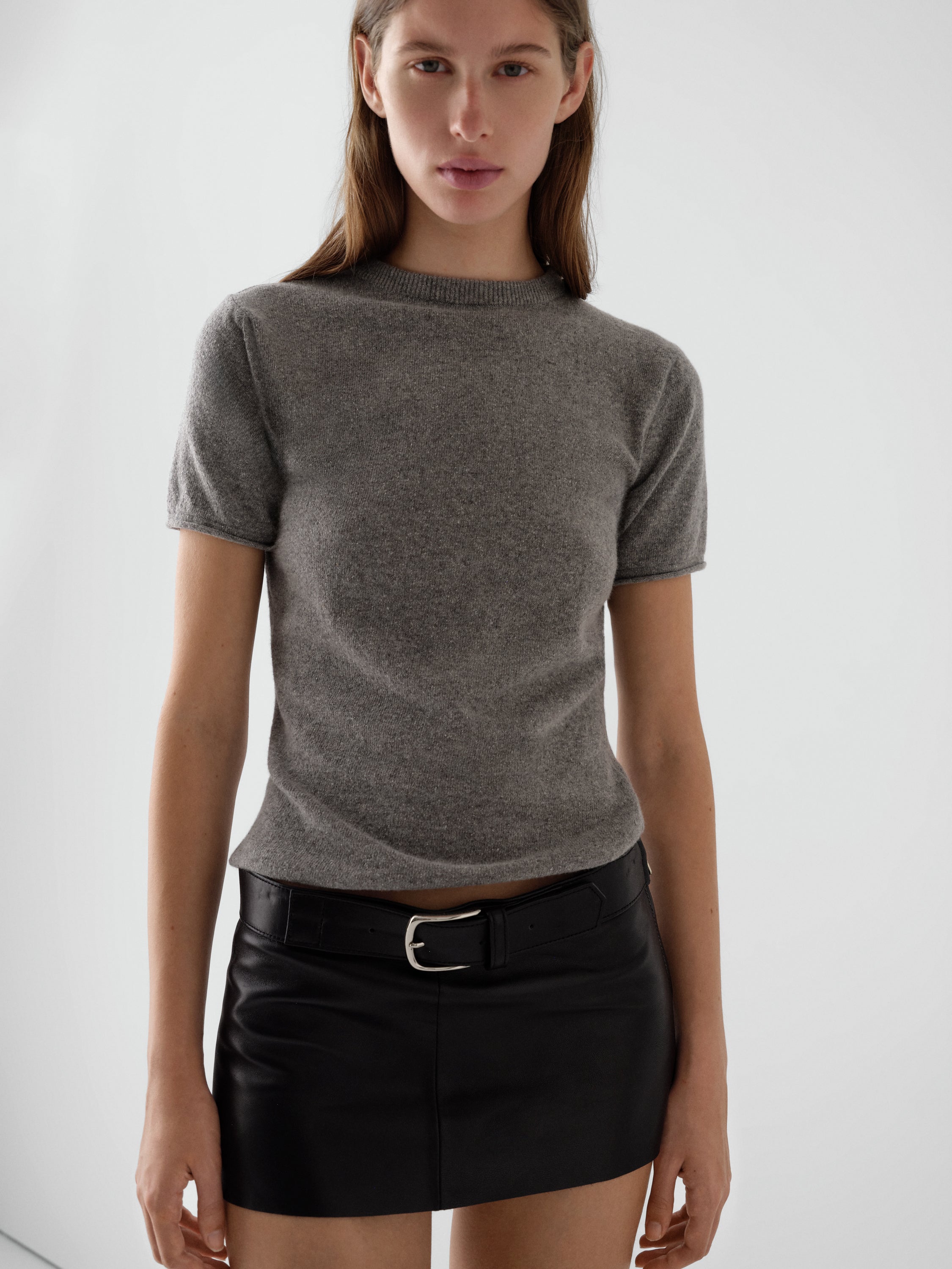 Black leather mini skirt for women with buckle belt – Gimaguas
