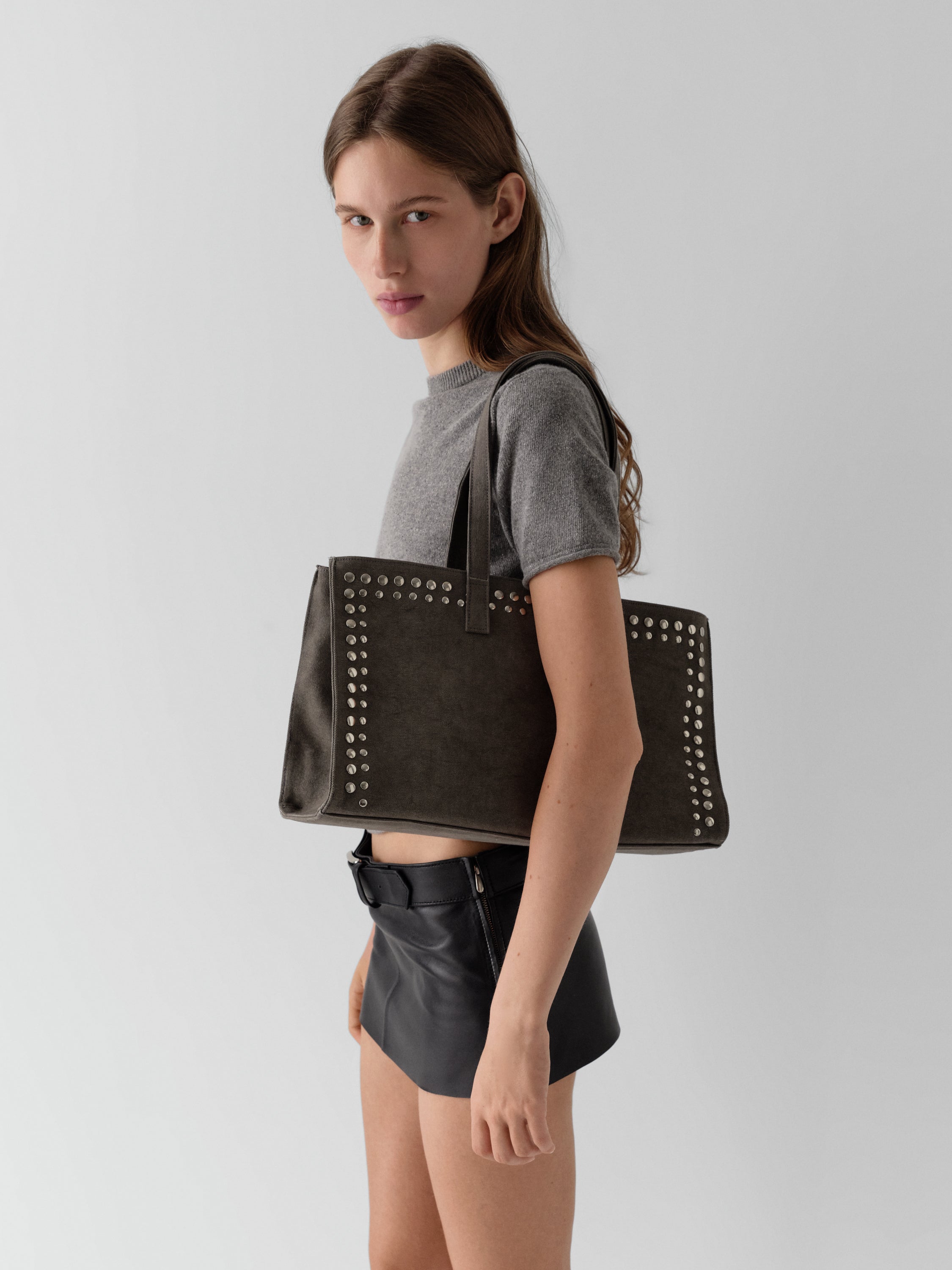 Black leather mini skirt for women with buckle belt – Gimaguas